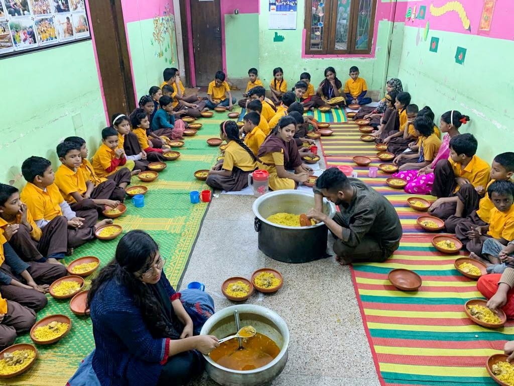 Support activity for underprivileged street children