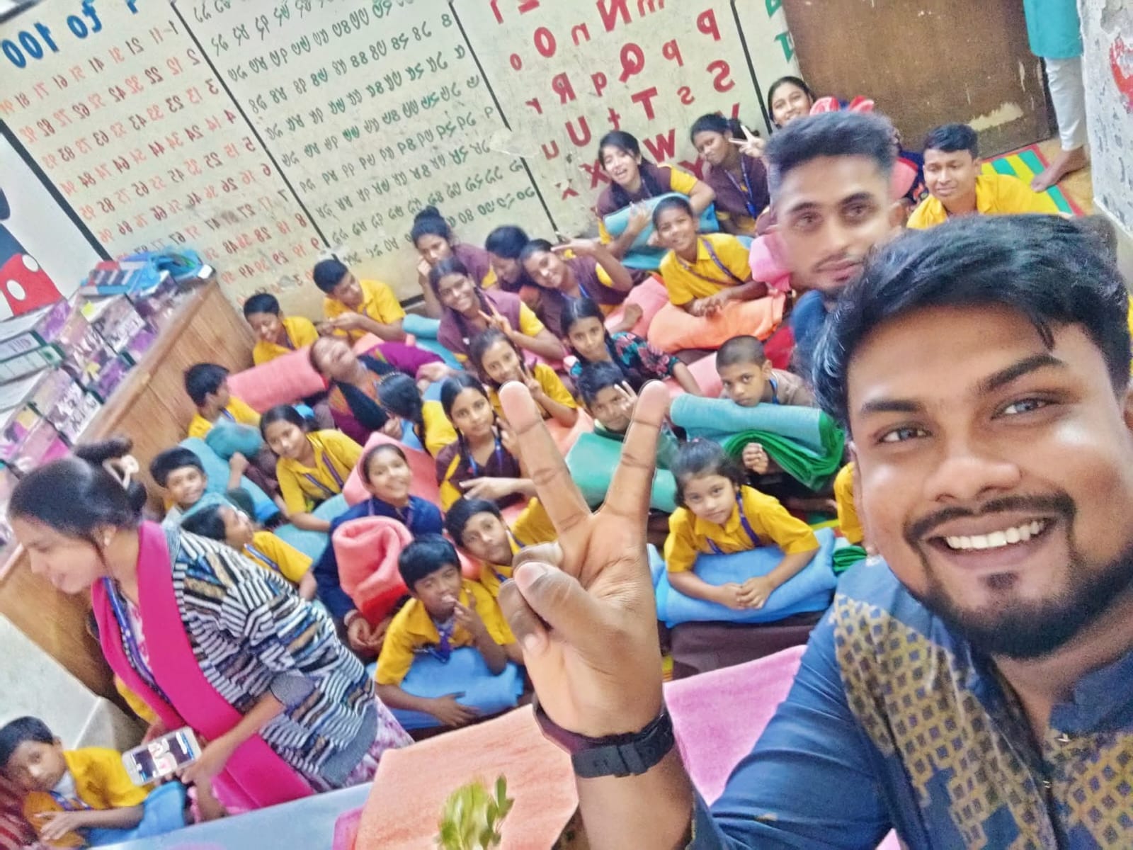 Street children support record 6